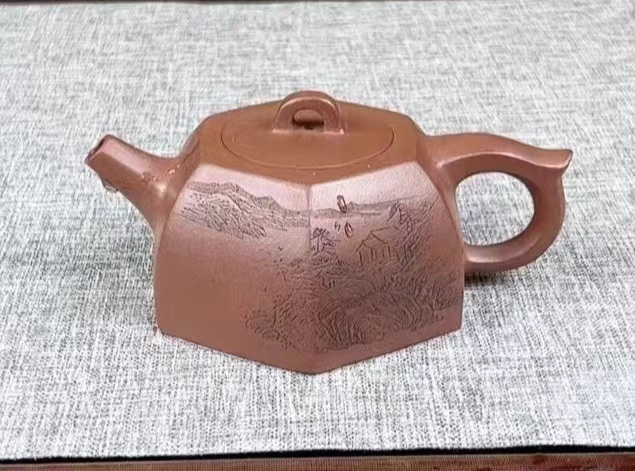 李守敬紫砂壶羊脂玉作品赏析