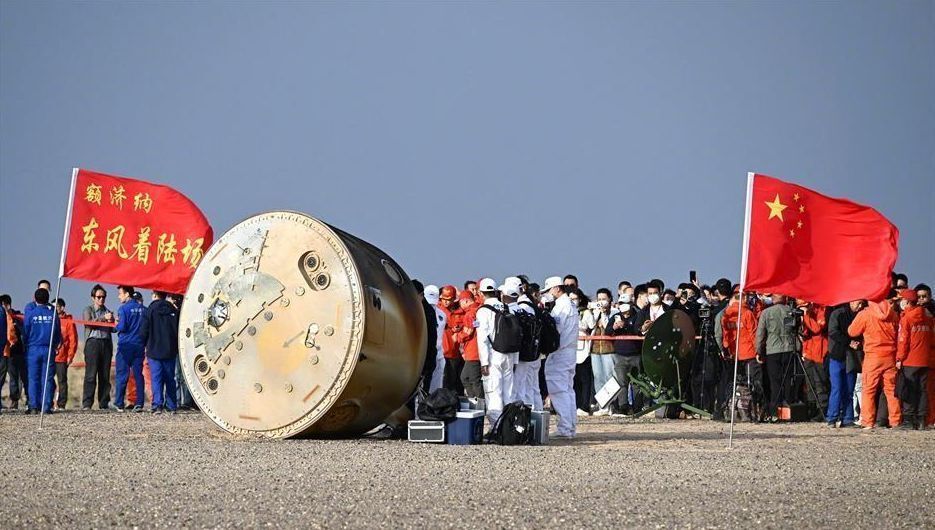全球首次，中国神舟十五号航天飞船突破黑障，实现黑障内通讯_腾讯新闻