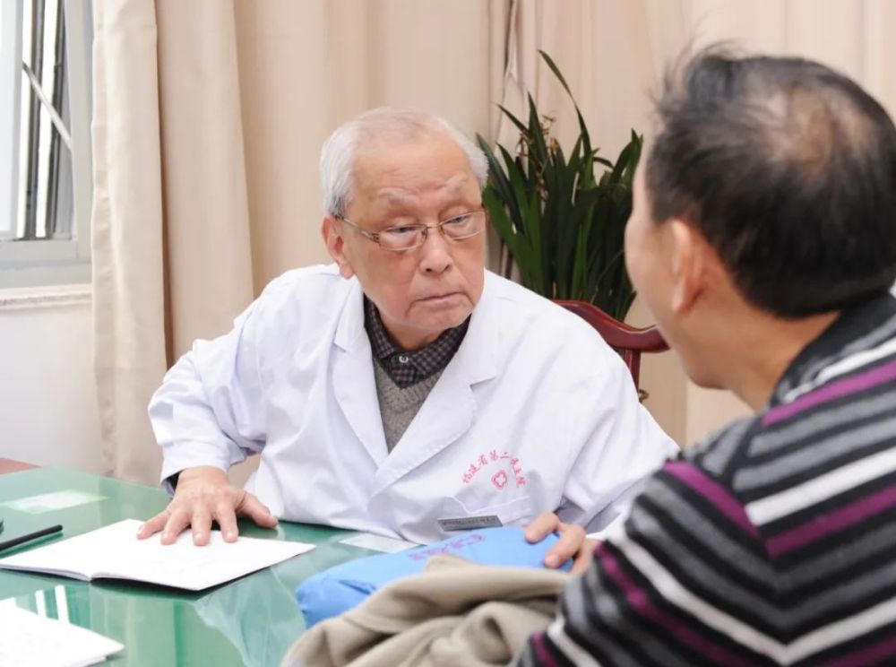 "王牌"医生聚集,专啃"消化不好"的难题|闽中医名科榜_腾讯新闻