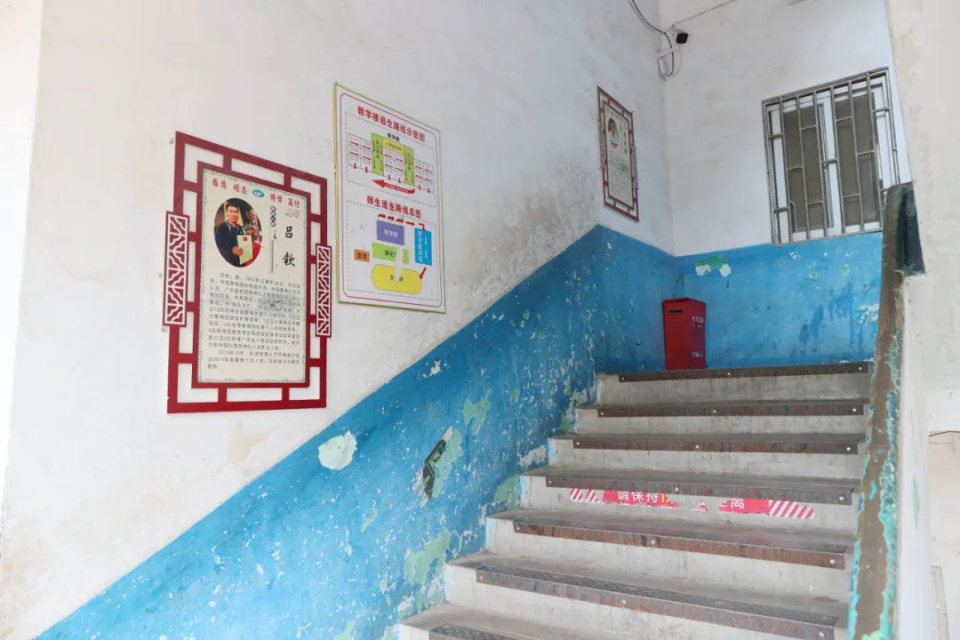 南安这所中学一个月募集超1100万元_腾讯新闻