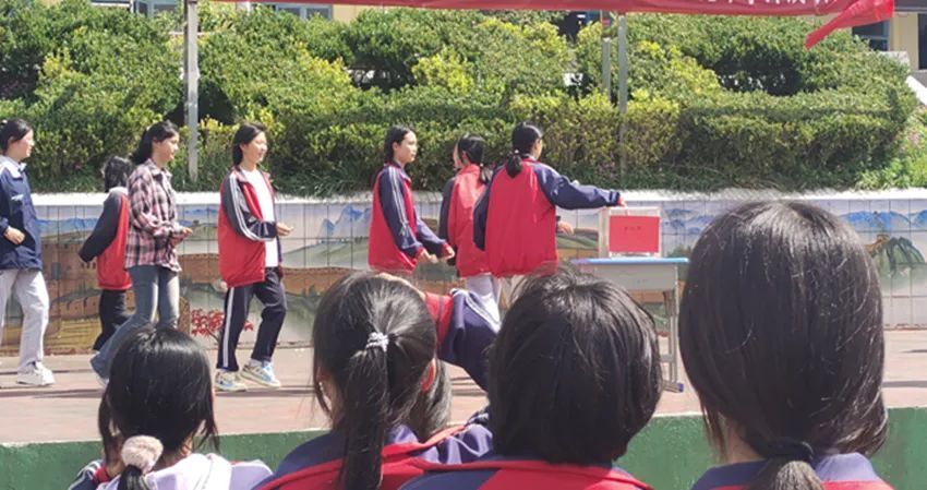 【大爱无言 情暖方城】病魔无情人有情  共筑希望守护花季少女