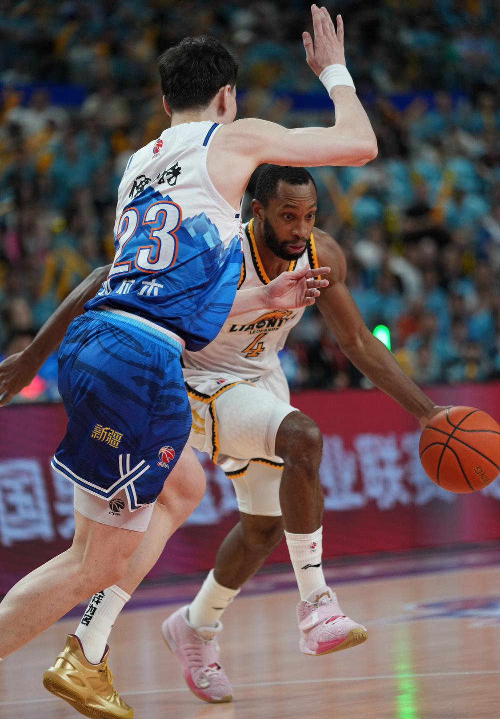 辽宁男篮cba三连冠