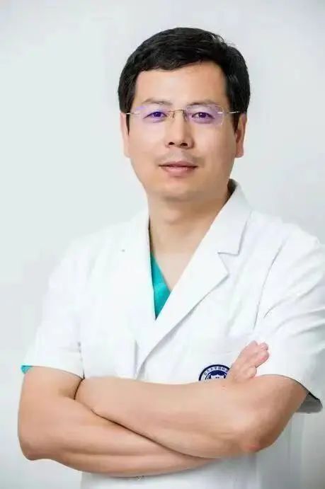 徐峰副主任医师靳婷婷主治医师马淑敏初级治疗师内容简介腰部疼痛的