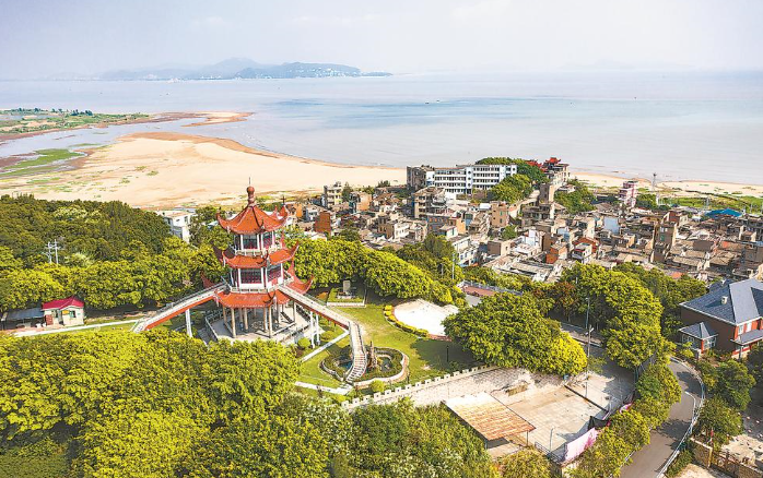 长乐梅花:挟江向海通世界