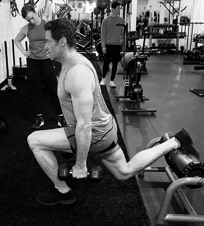 死侍3将开机金刚狼休杰克曼晒健身照