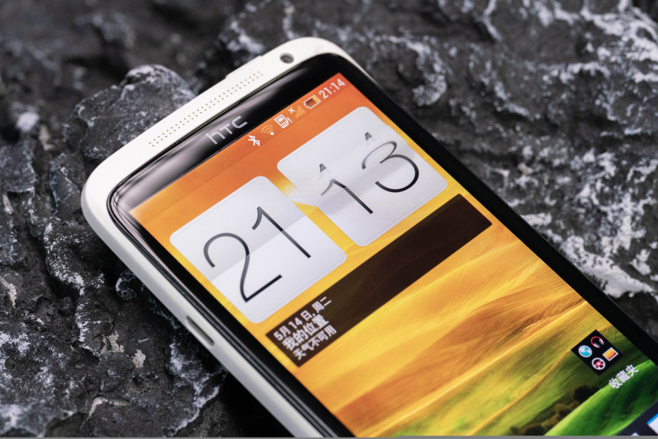 htc one x怀旧体验:这款手机就就像是htc命运的缩影