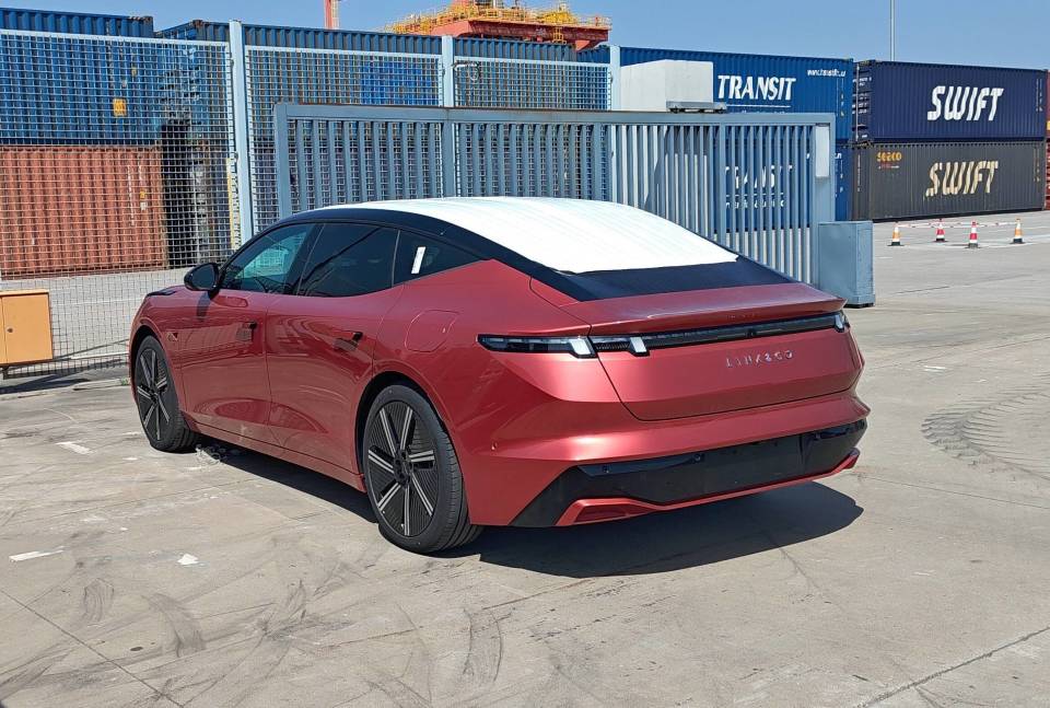 和领克07其实差不多,领克全新纯电动车局部官图发布