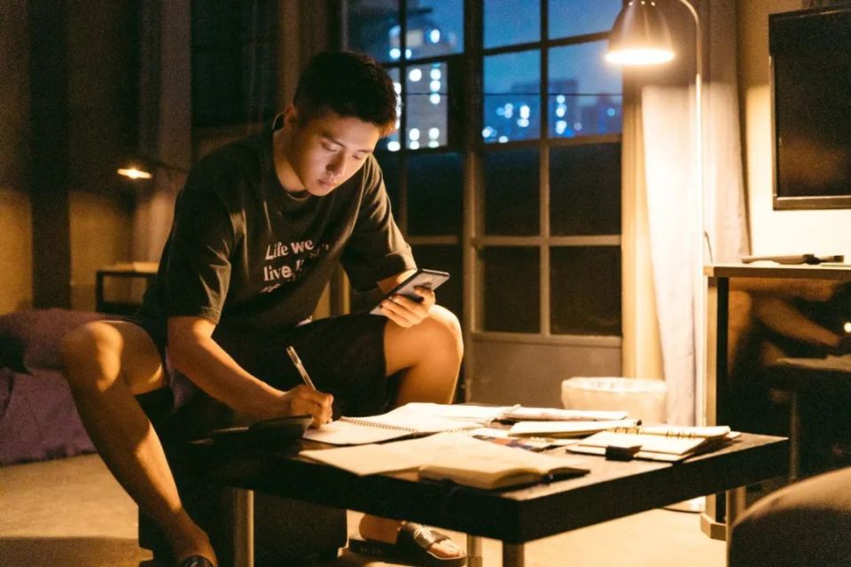 跨专业考研的程鸣也这么想.