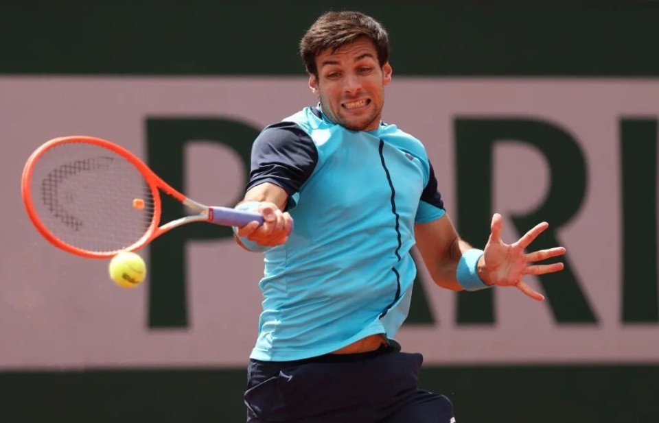 先失一城何所惧,弗格尼尼连扳两盘,宣示老兵仍在