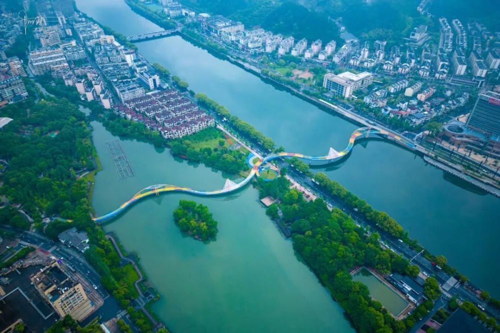 开化有座新桥好看又好玩,但地图上至今没有显示地名,游客请随缘_腾讯