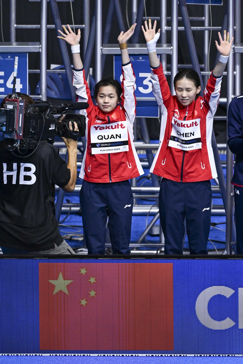 (游泳世锦赛)跳水——女子双人10米台决赛:陈芋汐/全红婵夺得冠军