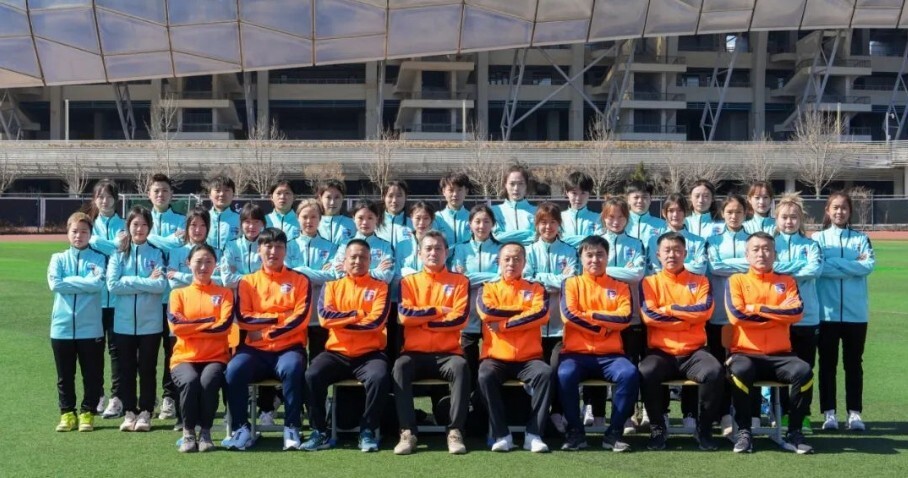 大连市足校接管大连人女足合并组建大连女足征战新赛季女甲