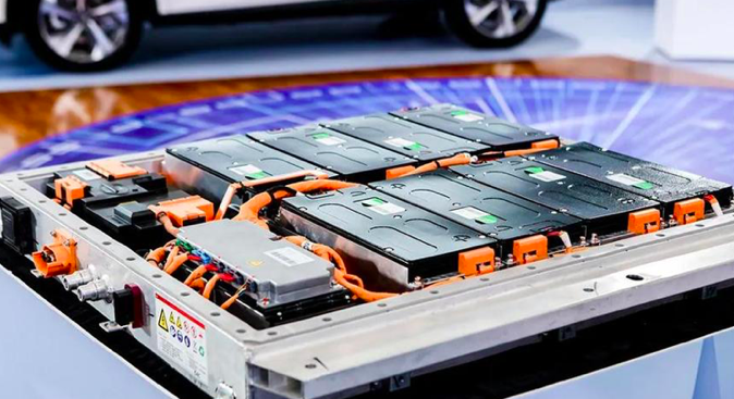 动力电池产业拉响产能过剩警报_腾讯新闻