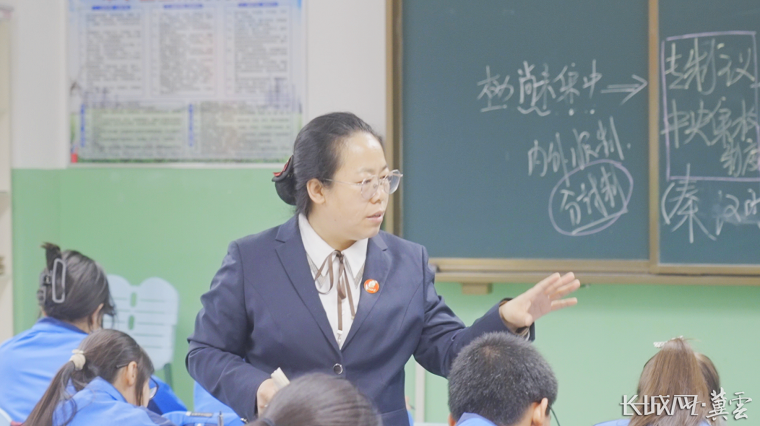 一线记者讲故事 | 基层见闻:青春的方向