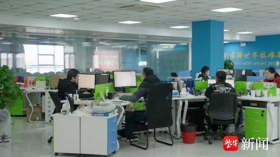 寻迹|南京AI界“巨牛”，军校“出品”！他率领南京首家在北交所上市的企业，通过智能算法赋能各行各业_腾讯新闻