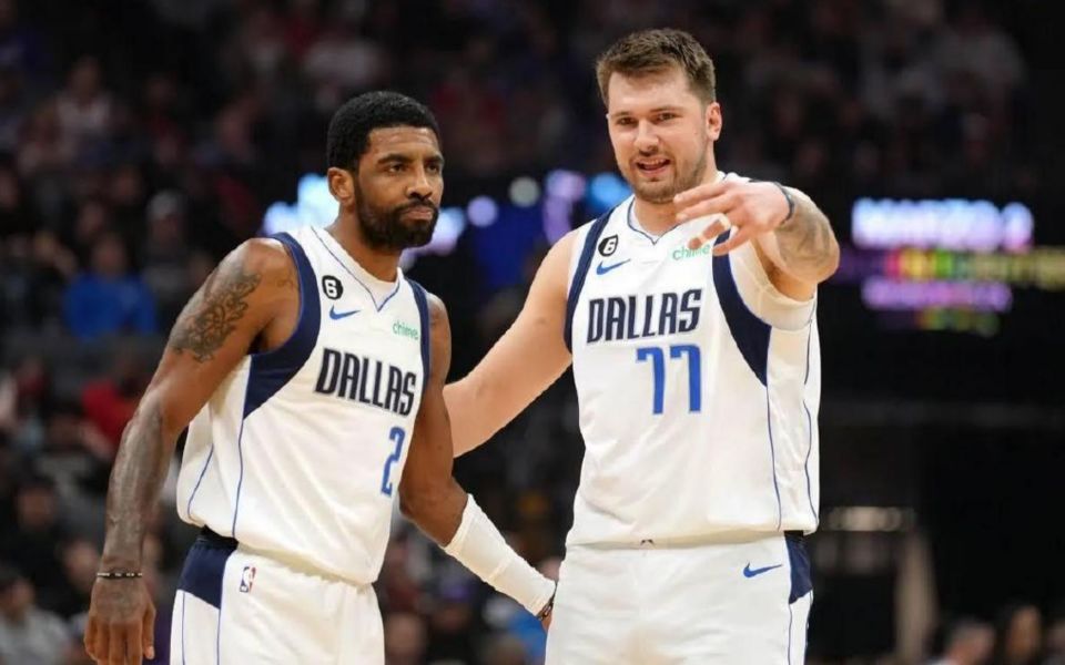 一夜nba|欧文望东契奇控制情绪 布朗尼多队试训 哈特带伤抢七