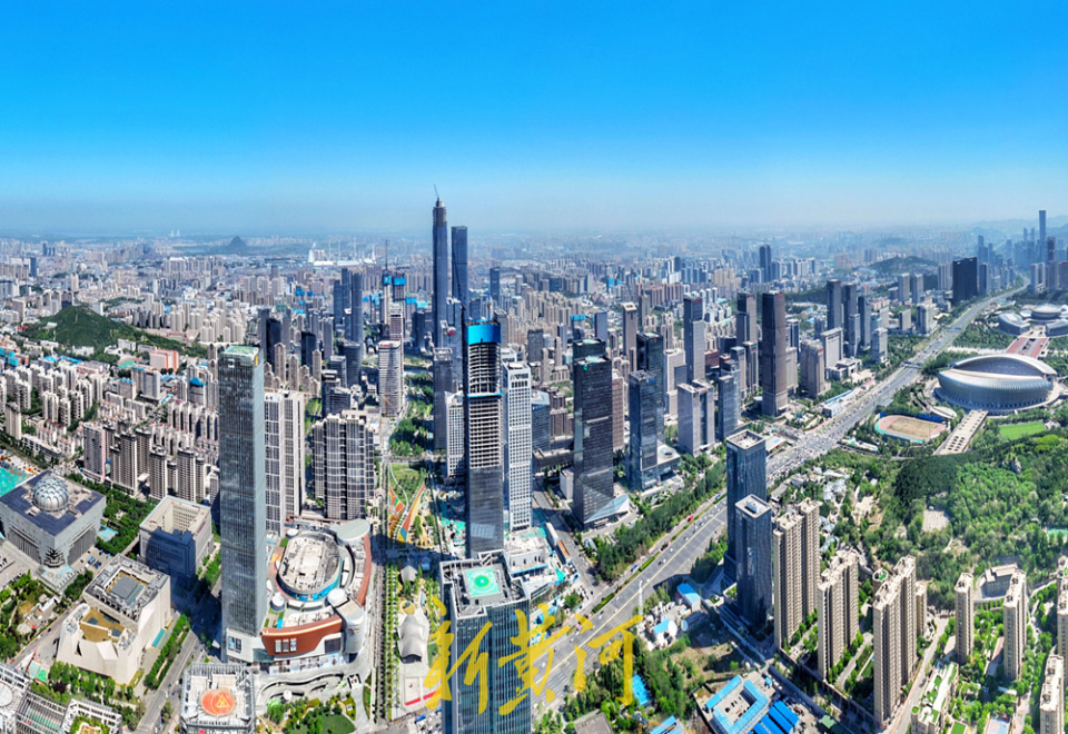 航拍济南中央商务区,楼如山峰绿如翠染 | 新黄河镜相_