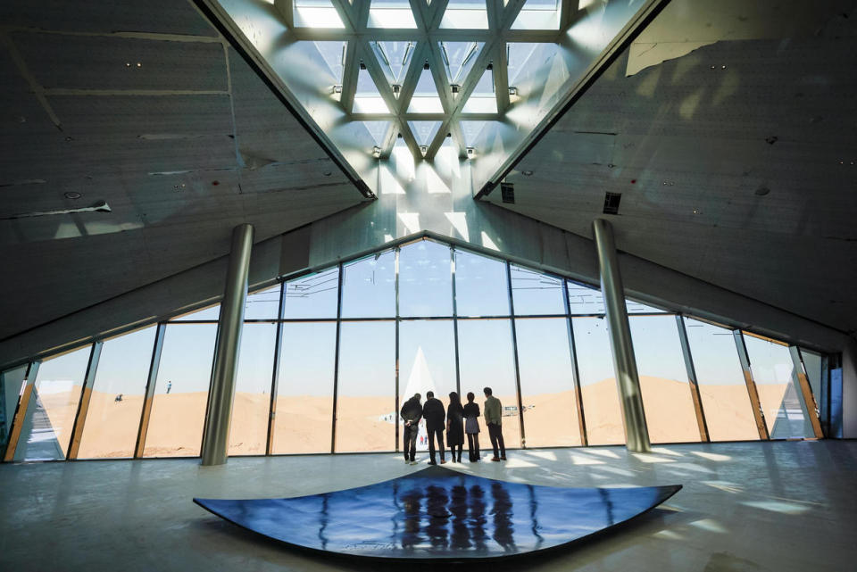 沙漠中的钻石 中旅度假携手宁夏中卫打造极致度假目的地_腾讯新闻