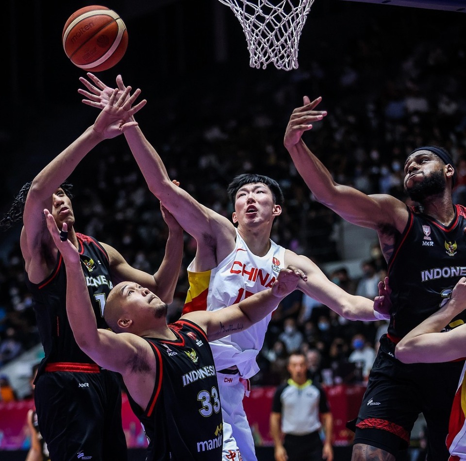 顶薪12分+正负值-14！周琦成北京争冠绊脚石？天价合同背后的冠军迷思-腾讯新闻