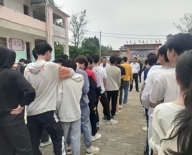 荣山中学召开2023中考体考动员大会_腾讯新闻