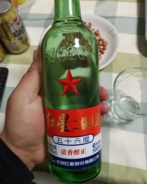 酒民公认的5款纯粮酒,便宜又好喝,都是100%粮食酿造_腾讯新闻