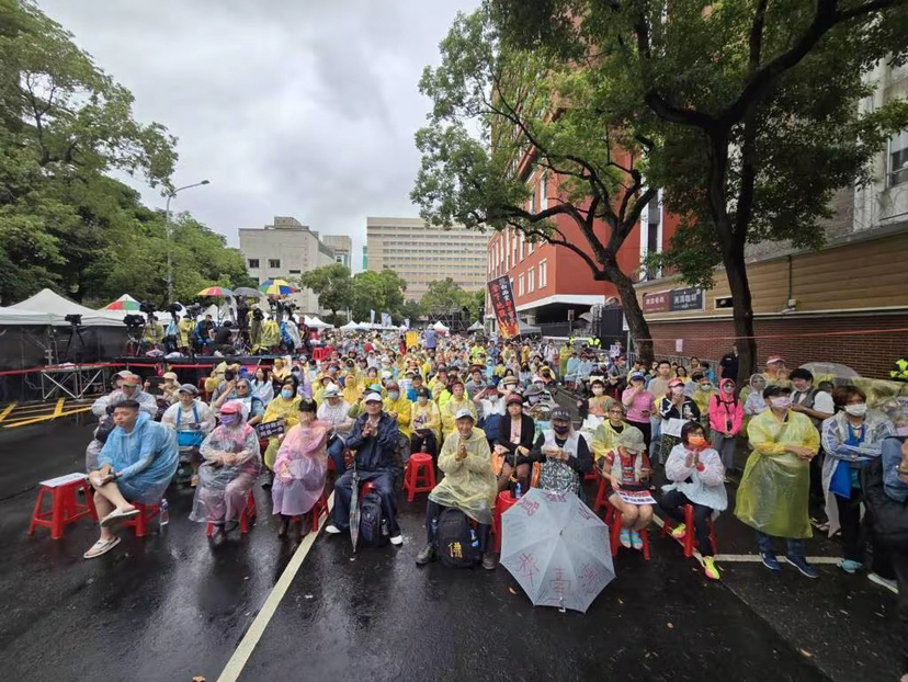 民进党煽动闹事,台湾学生却不关心?学者:年轻阵营早非绿营铁板