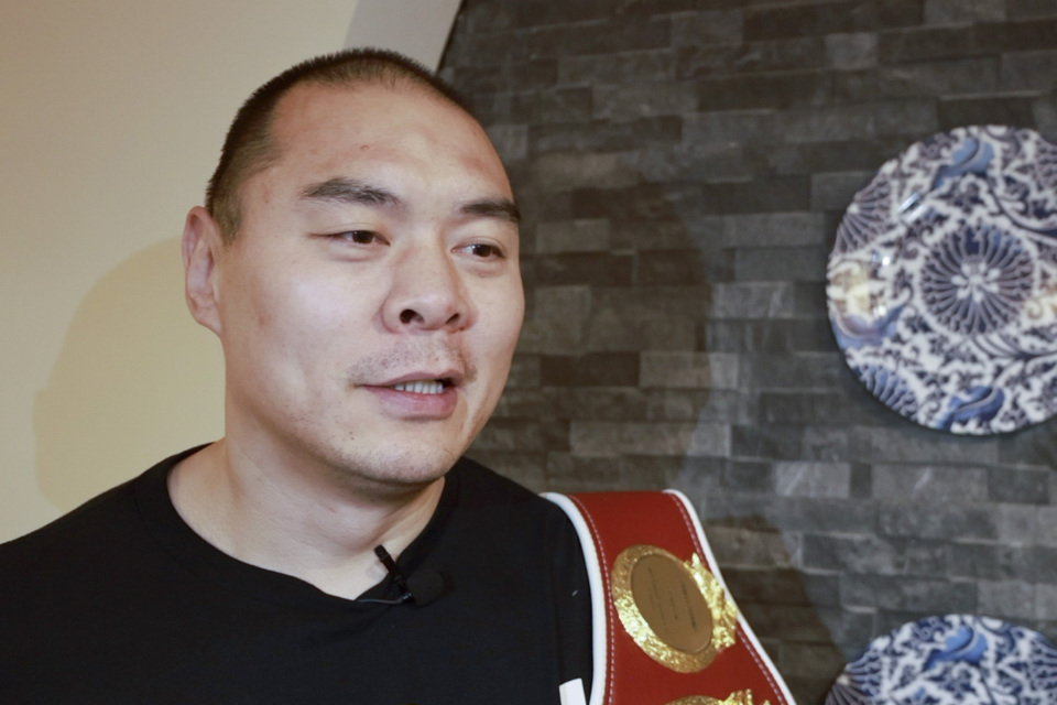 中国"拳王"张志磊:有信心卫冕金腰带_腾讯新闻