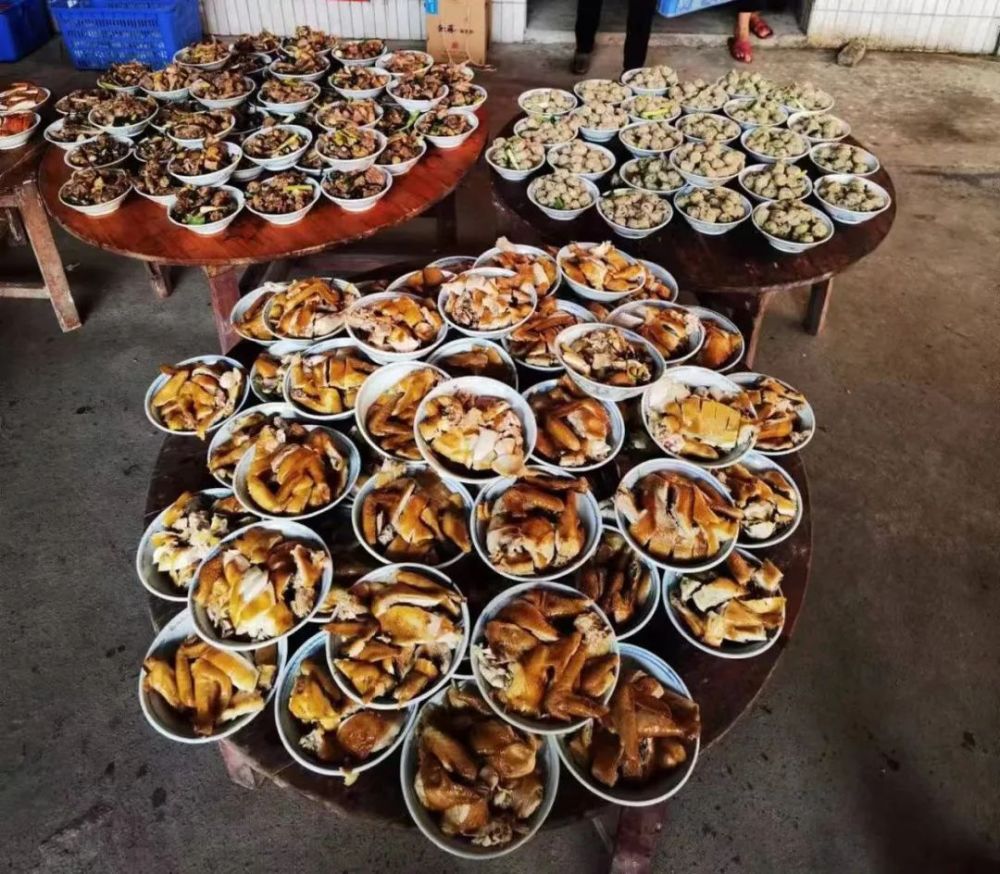 三水白坭"五人龙"竞渡,谁是"no.1"?_腾讯新闻