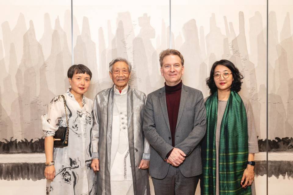 策展人曹丹&贺婧:在巴黎办陈家泠艺术展,重在"文化翻译"