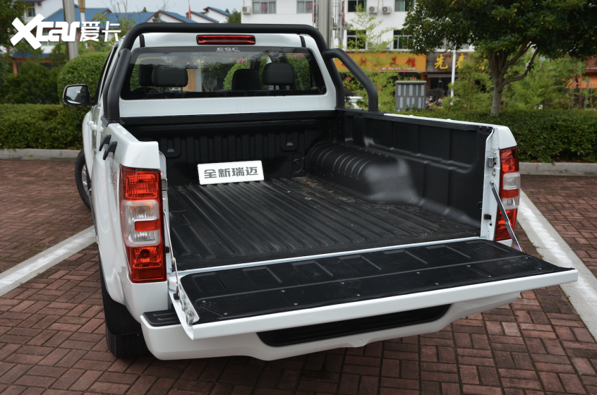 江西五十铃新款瑞迈上市 售8.28万元起-腾讯新闻