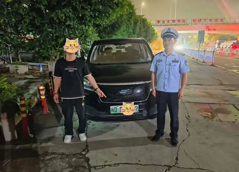 漳州交警查获一名网约车司机酒驾,被拘留 罚款 吊销驾驶证!