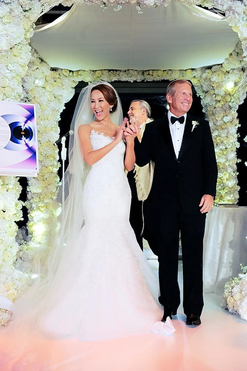 9次试管婴儿,暴瘦到85斤,被逼净身出户,李玟生前婚姻伤痕累累-腾讯