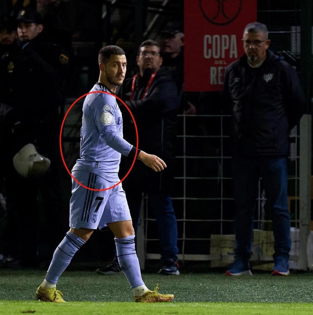 阿扎尔皇马生涯仅出场73次进7球 获得7冠 凯恩羡慕_腾讯新闻