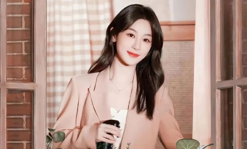 杨紫《承欢记》定档,却遇到阵容豪华的另一部剧,它们同一天播出_腾讯