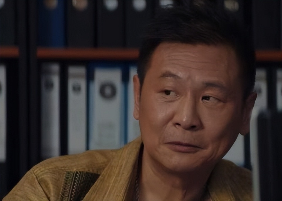 《粉红女郎》20年演员境况:有人隐退翻车,有人从小龙套变成影帝