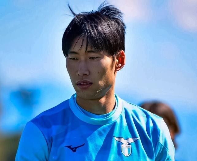 全市场亚特兰大和那不勒斯想要镰田大地他有解约条款