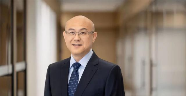 吴胜波“升职”，仅因中国区业务7年来首次全年盈利吗？｜2025月度人物_腾讯新闻