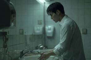 “90后”奶爸独自手搓AI短剧《归墟》爆火，个人制作AI短剧是新的风口吗？会冲击传统影视吗？