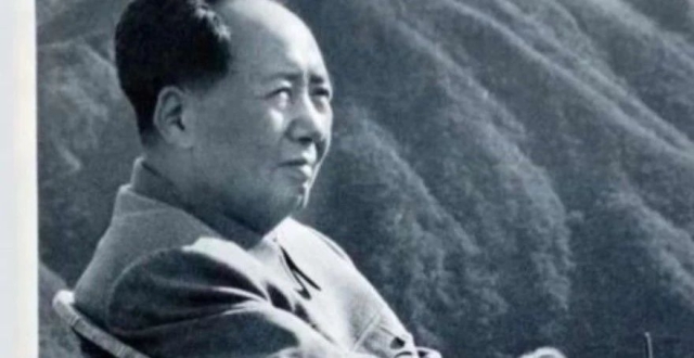 毛主席罕见的七绝，是看江青所拍照片有感而写，末句乃是神来之笔_腾讯新闻