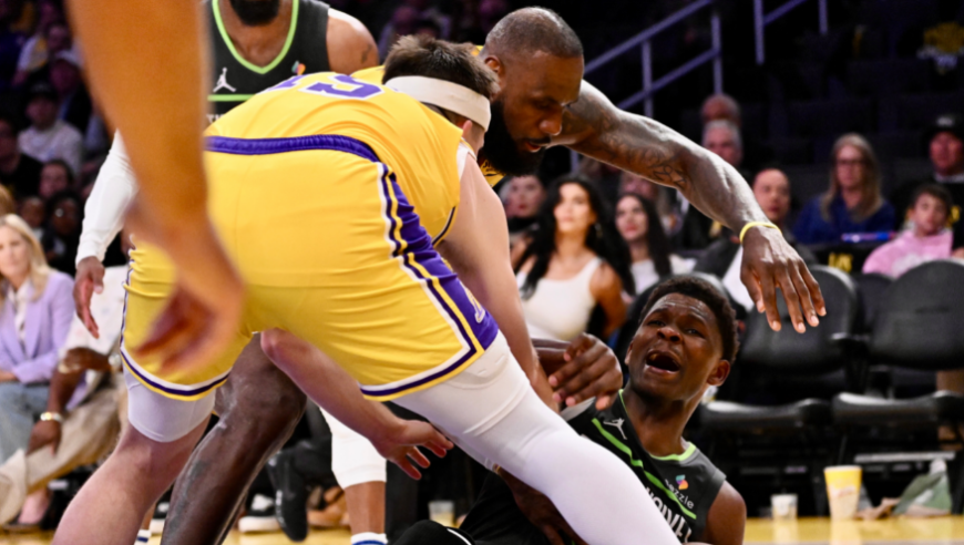 38分惨败，2-4爆冷出局！5巨头豪阵确定散伙，NBA退步最快球队诞生