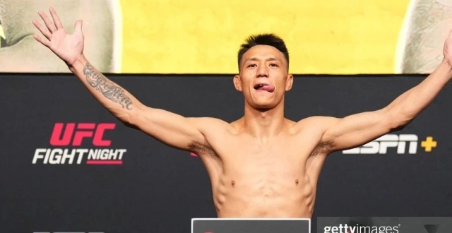 茸主与益扎明日出战！UFC格斗之夜赛前称重_腾讯新闻