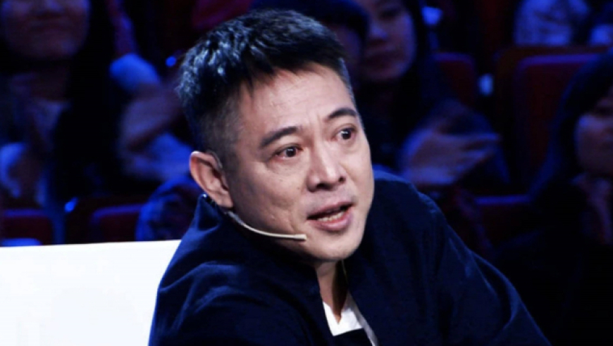 李连杰出书回忆印尼海啸:女儿被冲走六七米,水淹到嘴边命悬一线