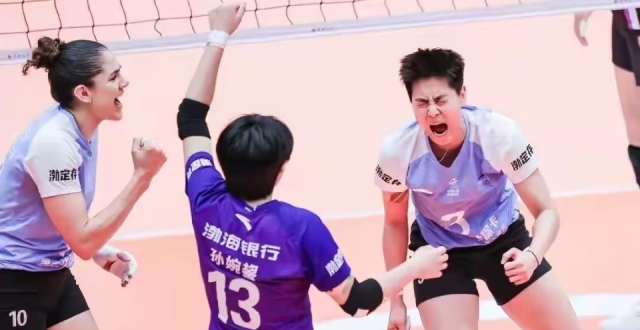 排超焦点战：天津女排vs山东 朱航霆或力压孟豆首发，李晨瑄关键人物 _腾讯新闻
