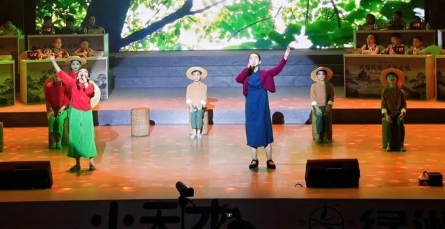诗耀赛场！第二届“风雅钱塘·诗韵建德”少儿诗词诵读比选活动总决赛成功举行_腾讯新闻