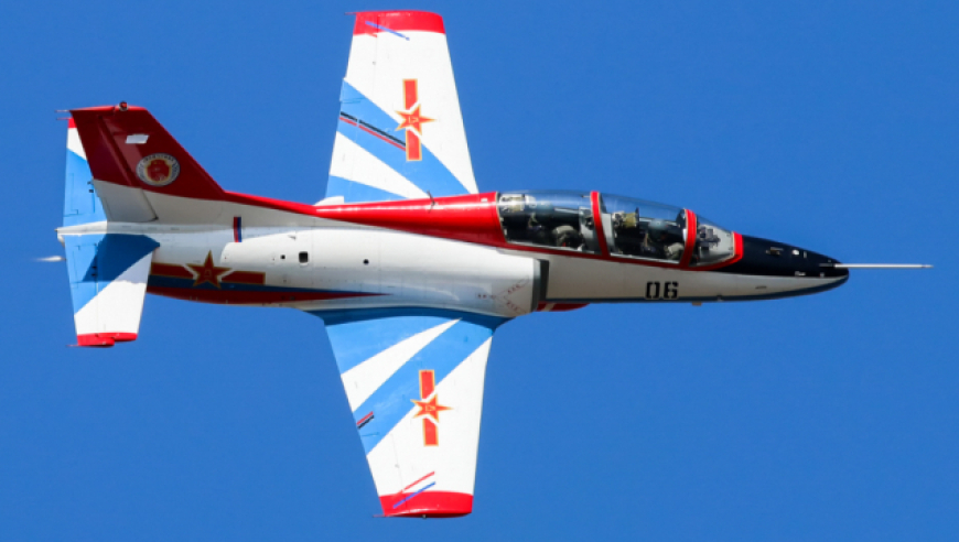 精锐武器揭秘5:我国k-8教练机优越性明显,深受各国青睐