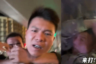 醉酒男闯红灯辱骂殴打退役军人，被打者全程录像没还手，施暴者已被拘留_腾讯新闻