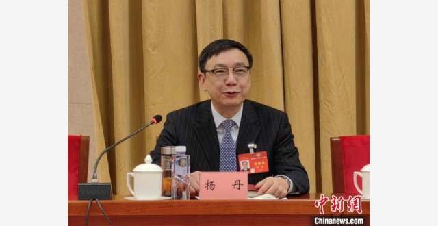 （两会声音）全国政协委员杨丹：成渝中线走廊创新发展潜力巨大_腾讯新闻