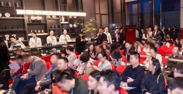 楼市稳了，买房就买冠军盘！_腾讯新闻