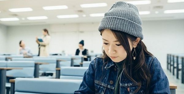 延毕＝能力差？主动延毕的大学生不同意_腾讯新闻