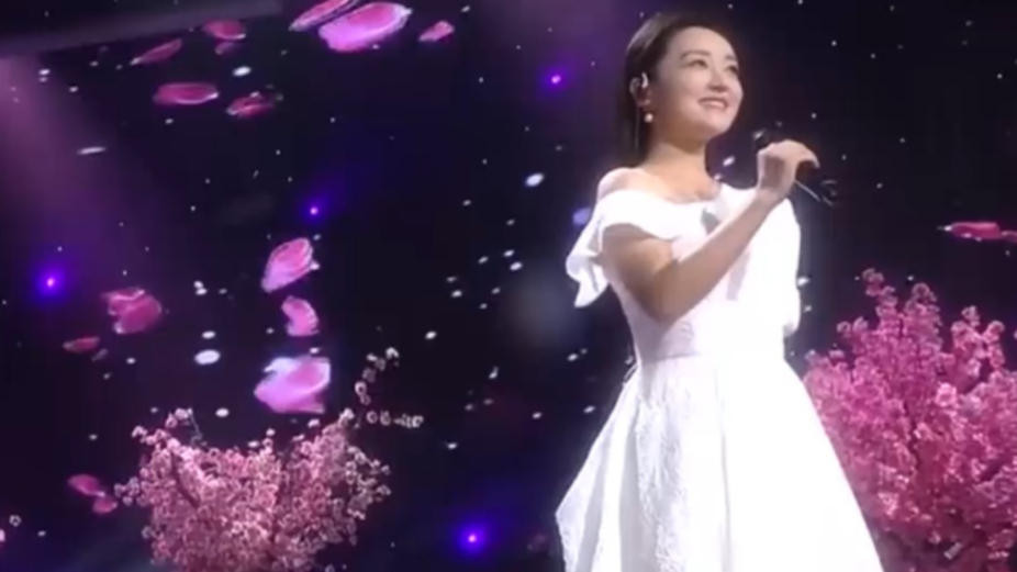 周旋演唱《美人吟》，情思缱绻，一曲勾起旧梦柔情万千_腾讯新闻